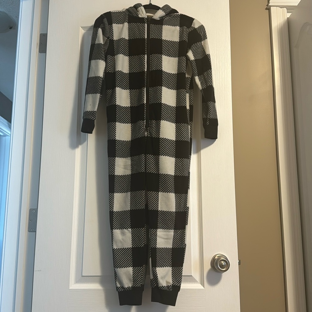 Cabin Fever Boys Onesie, Youth S/P (7/8)